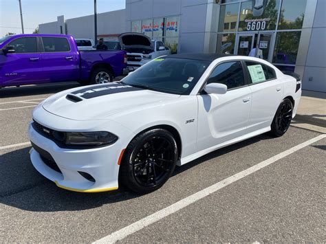 2023 dodge charger daytona package.